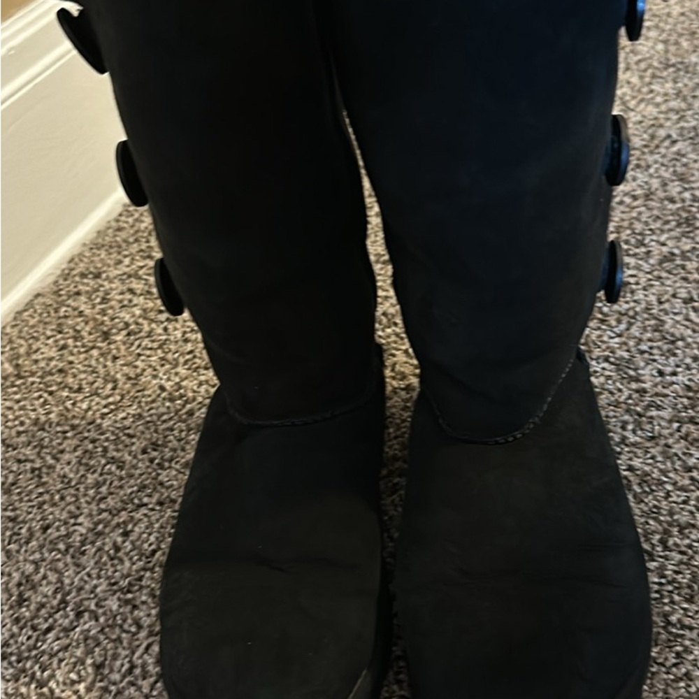 Black Button-Accent Boots
